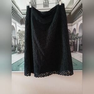 BANANA REPUBLIC VINTAGE BLACK LACE SKIRT